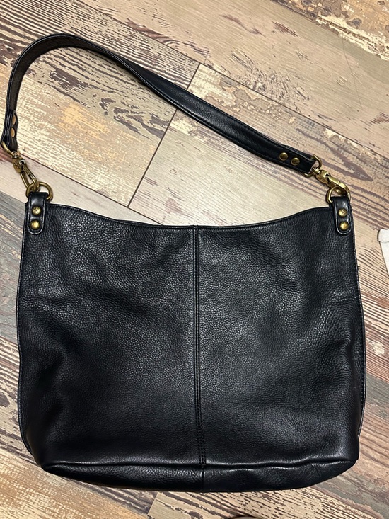 HOBO Handbags - HOBO Pier Shoulder Bag